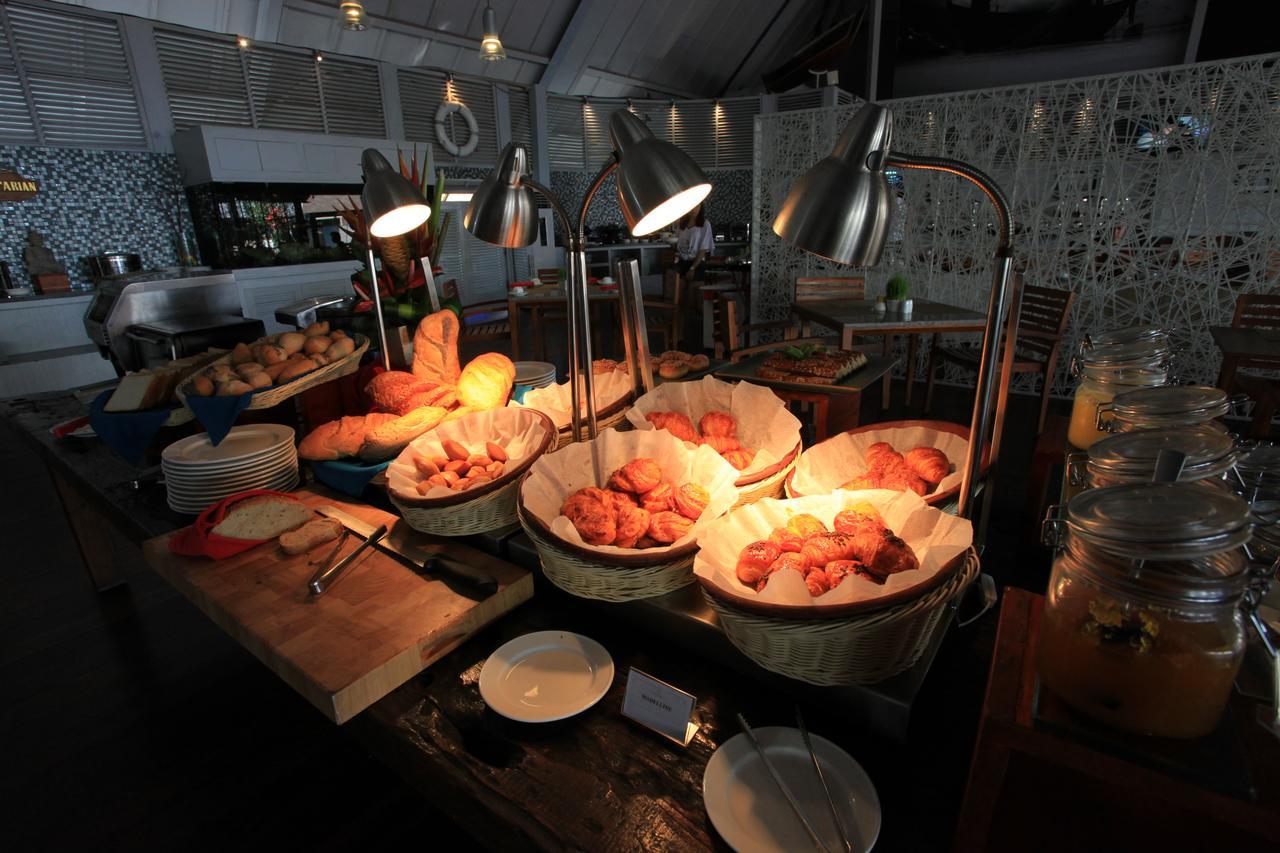 فندق ذا كوتا بيتش هيريتيج - مانيجيد باي أكور المظهر الخارجي الصورة A chafing dish with food